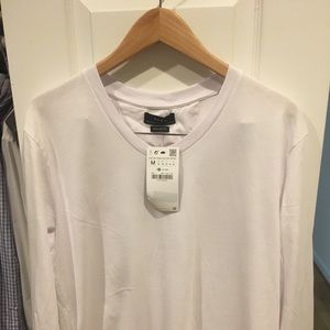 NWT - Zara Long sleeve V-neck tee - white